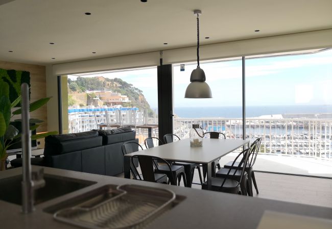 Apartment in Blanes - Luxury apartment with sea view